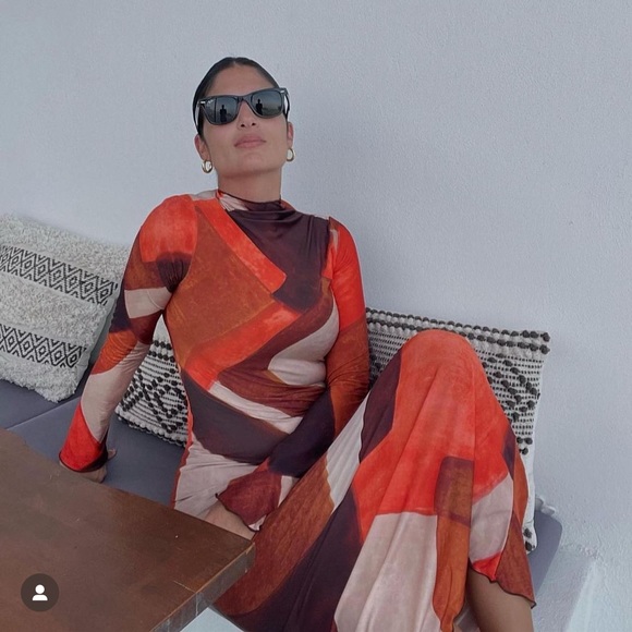 ZARA WOMAN NWT PRINTED DRESS SIZE MEDIUM - Picture 5 of 12